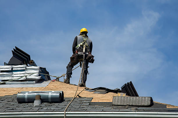 Professional Roofing technician working in Republic, WA